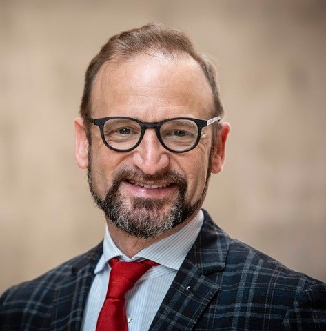 Prof. Dr. med. Oliver Pfaar
